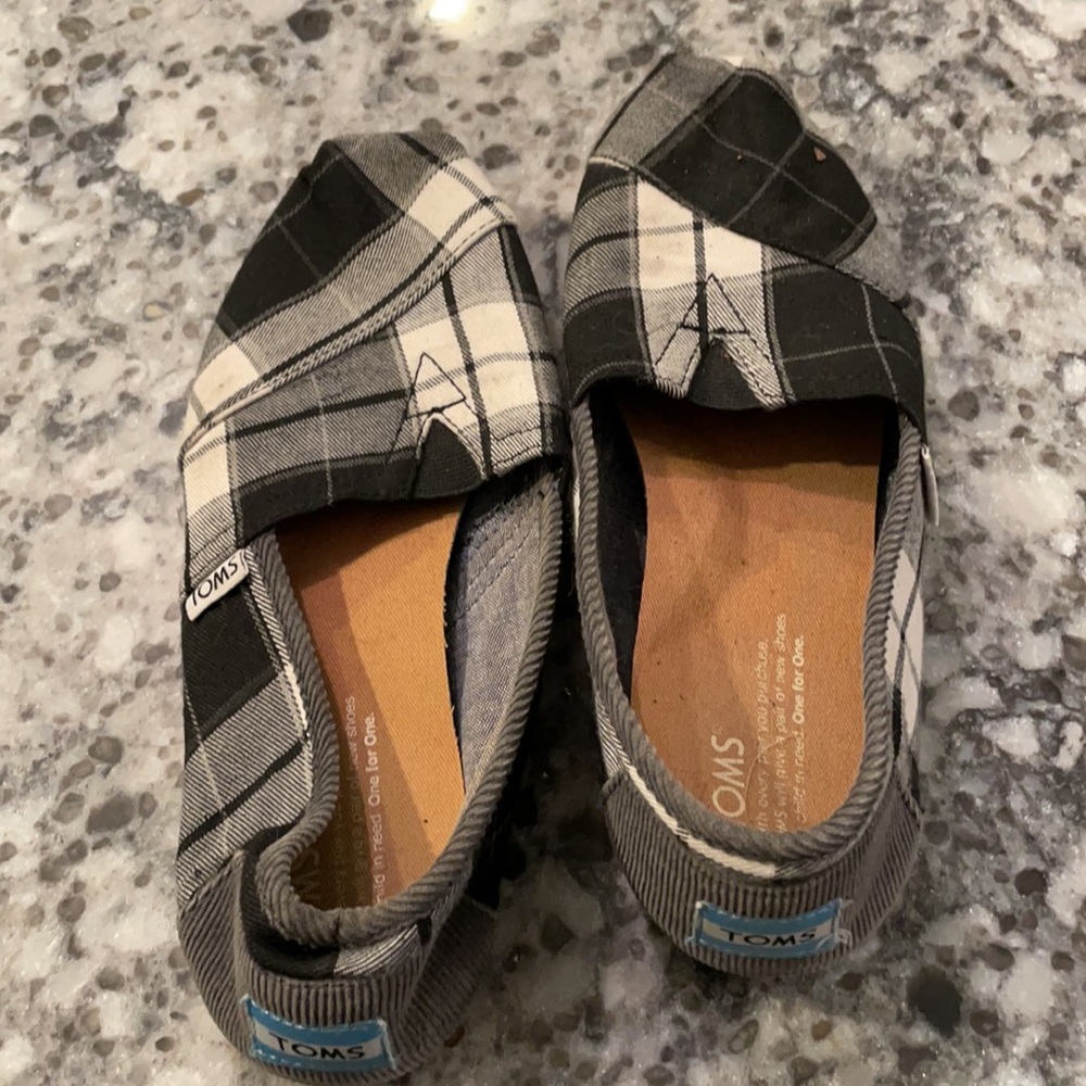 Women's Toms I Plaid Black & White I Sz 7